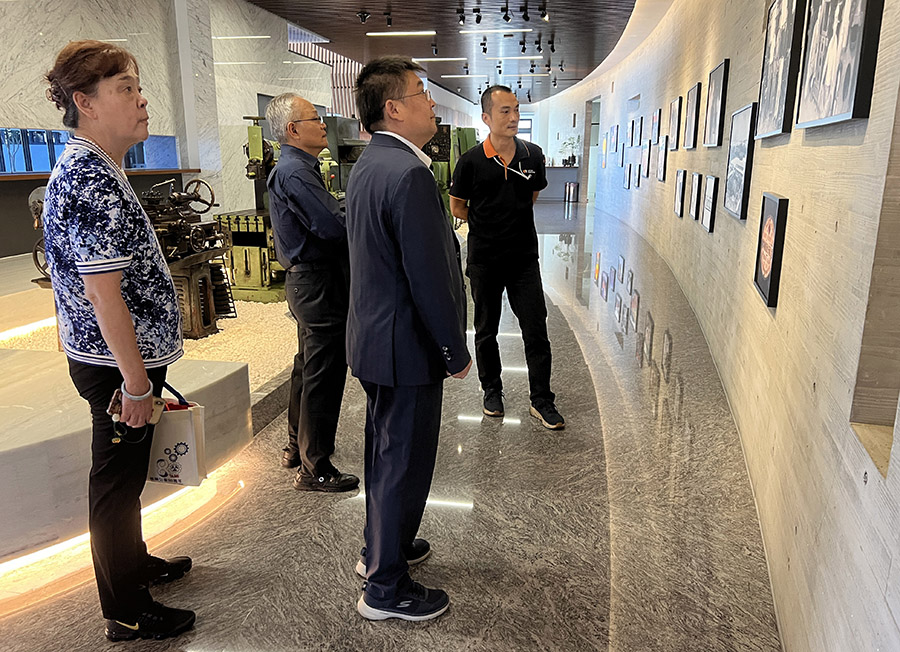 1763084671883073.jpg 工厂参观-2-xiu.jpg